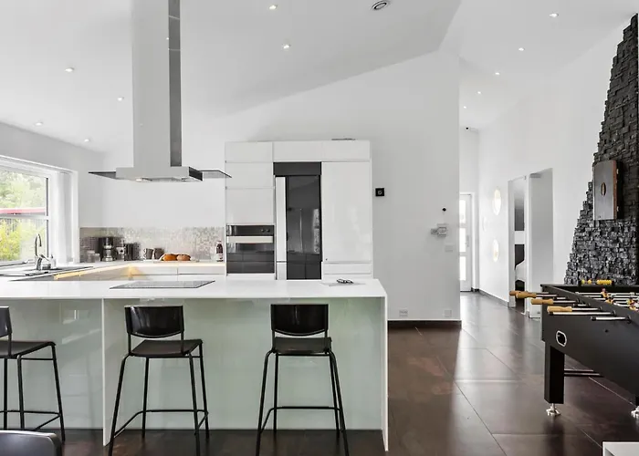 3 Bedroom Amazing In Rødby